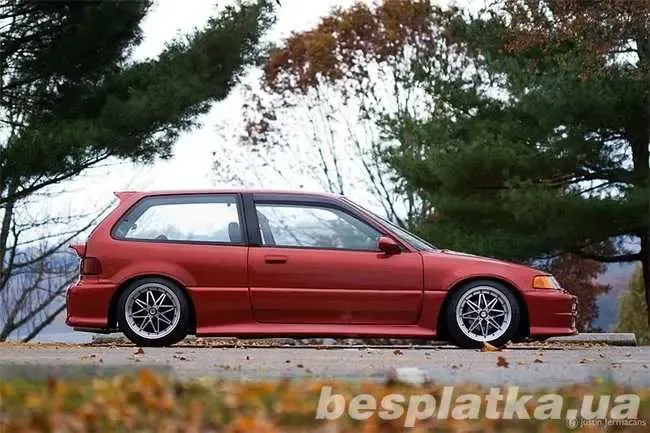 Крышка багажника Хонда Цивик 