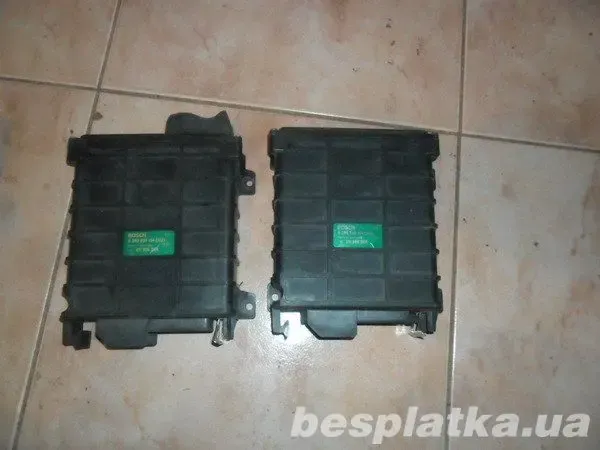 Блок управления VW-Ауди 1.8/Бош 0280 800 104 (105)/VW-Ауди 811 906 264