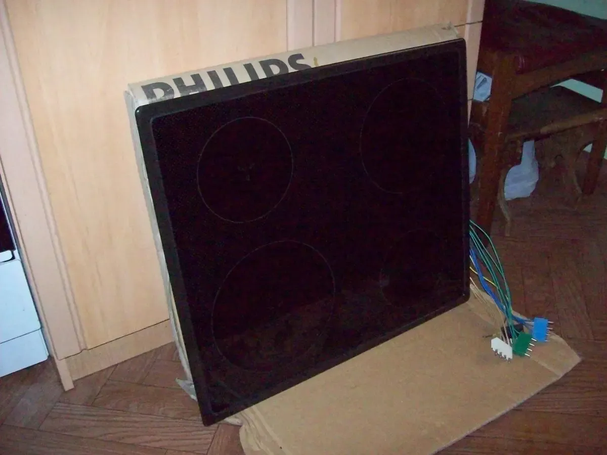 Варочная поверхность электрическая 4