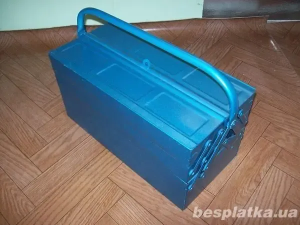 Инструментальный переносной ящик 4