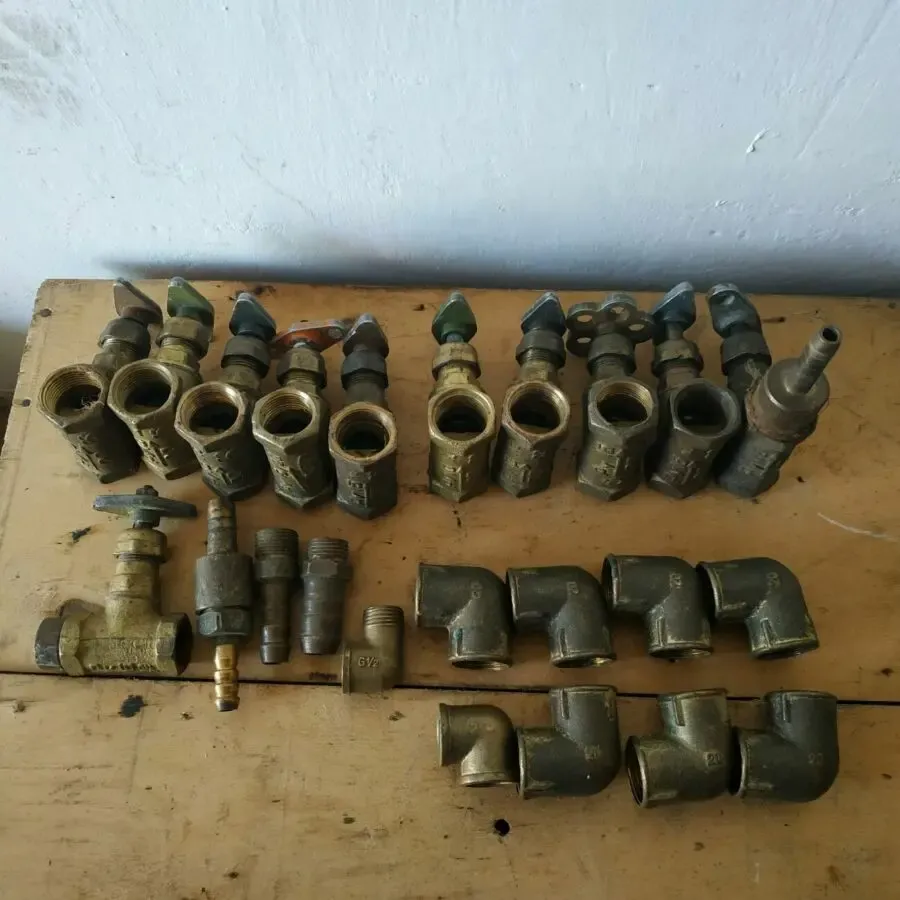 Продам вентиль латунный колено ру10 ру16 ссср