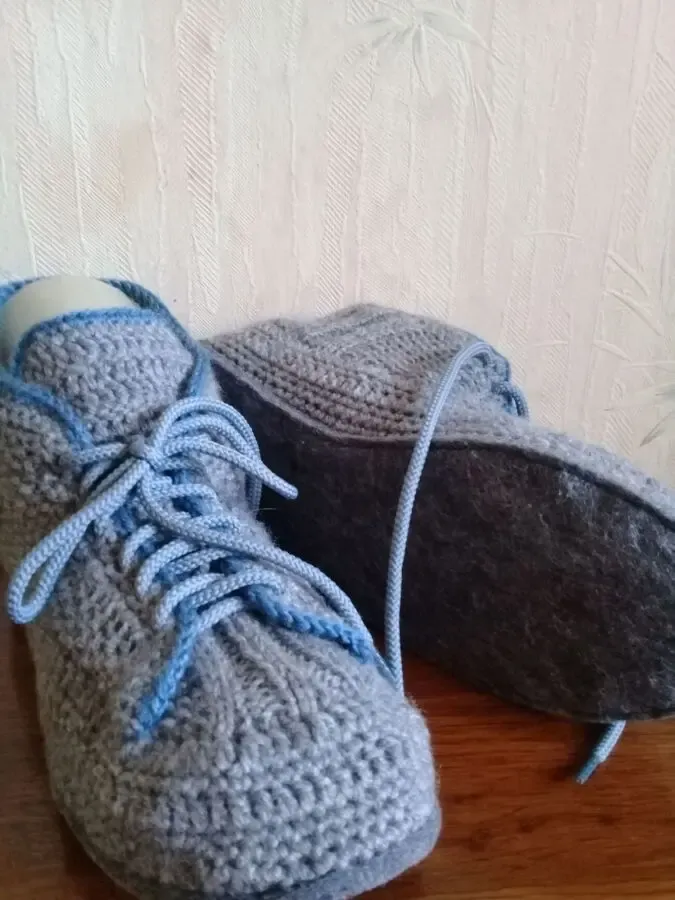 Тапочки р.42 2