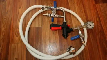 Заливочная головка для кег (co2+шланг+быстросъем) тип S армопласт