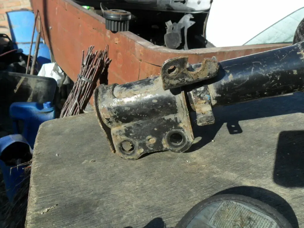 Амортизатор передний тойота карина, Toyota 48520-2b010, оригинал. 4