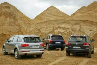 Запчасти и аксессуары  Audi Q7 Volkswagen Touareg Porsche Cayenne