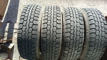 Продам резину R 13  на Ваз