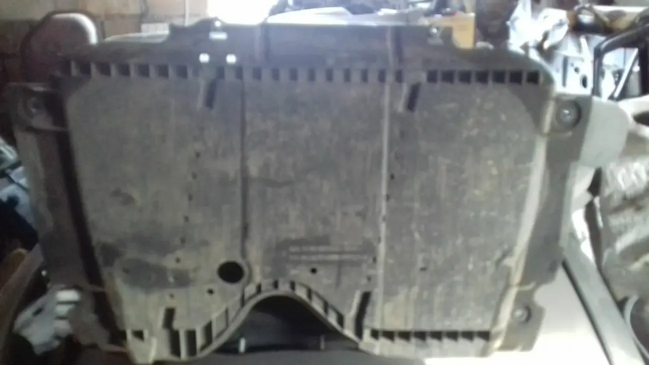 Защита двигателя рено логан Renault Logan, Sandero с 2013 г