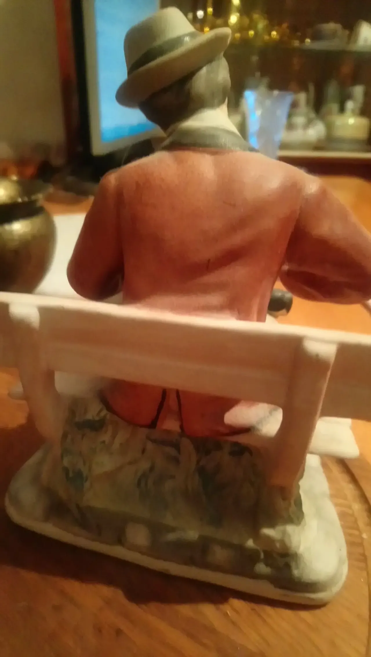 Статуэтка  глиняная - скрипач с собакой. РУМЫНИЯ 7