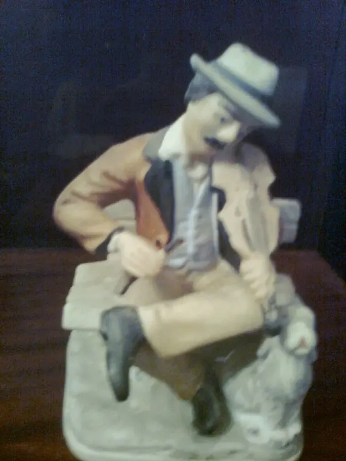 Статуэтка  глиняная - скрипач с собакой. РУМЫНИЯ 4