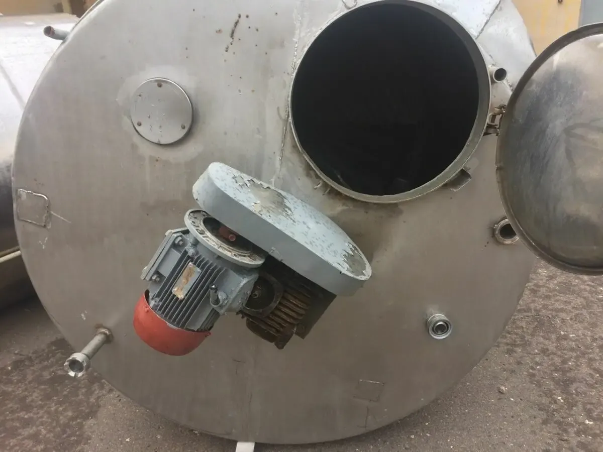 Я1 осв 1 м3, 3 м3 с рубашками и 6,3 м3 , емкость, реактор 5