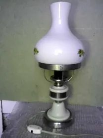 Лампа настольная
