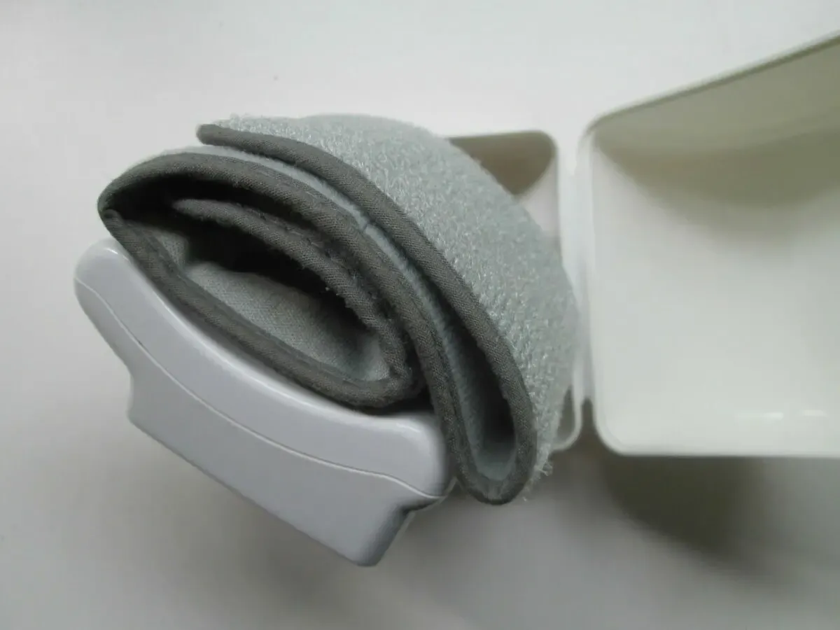 Продам тонометр на кисть. 4