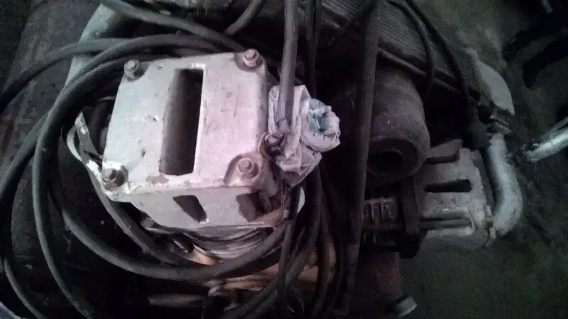 Продаем компрессор стационарный 10-200 атмосфер, 1983 г.в. 9