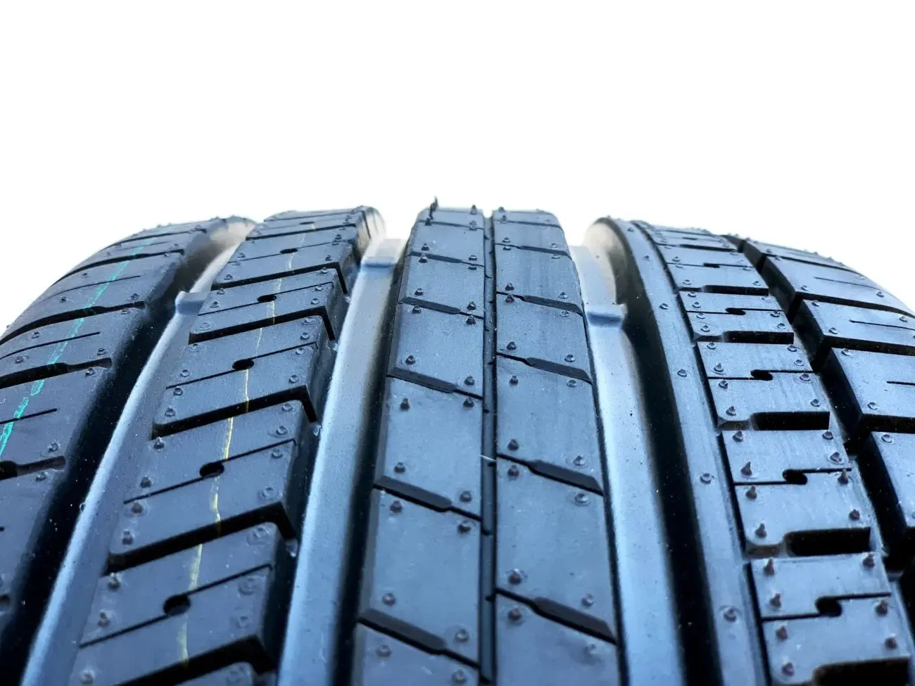 Шини літні 195/55 R16, 215/60 R16 95H резина летняя PS 3