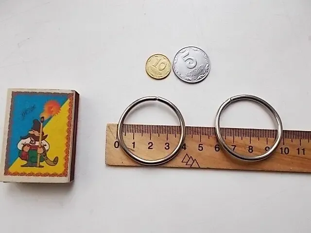 Кольца прочные белый металл тяжелые жесткие  2 штуки 2