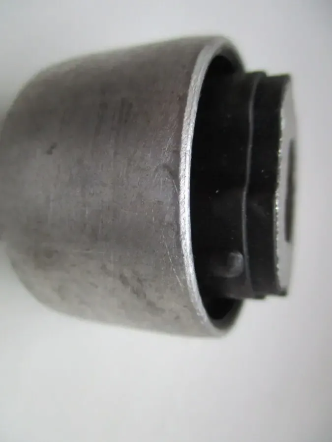 Сайлентблок малый заднего продольного рычага пежо 407, 508, ситроен с5 5