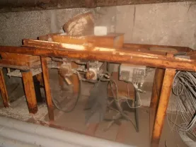 Продаем станок для изготовления шлакоблоков, 2001 г.в.
