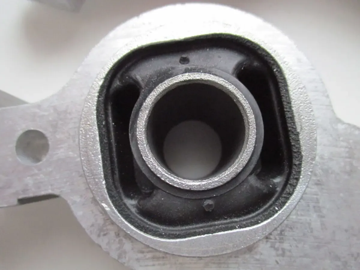 Сайлентблок задний (