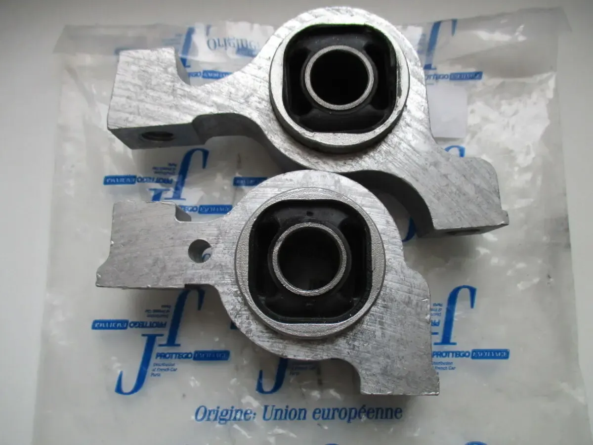 Сайлентблок задний (