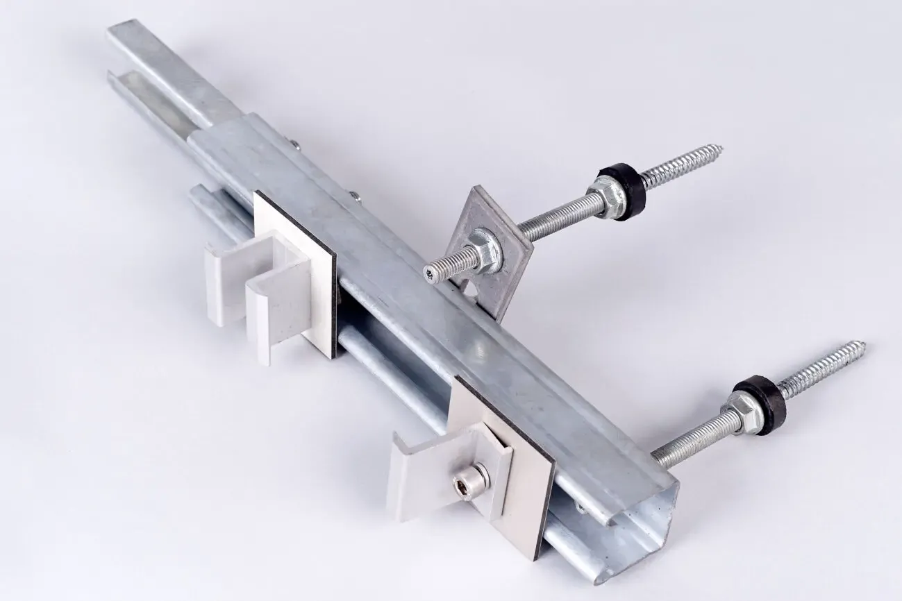 Профиль монтажный оцинкованный для крепления солнечных панелей 7