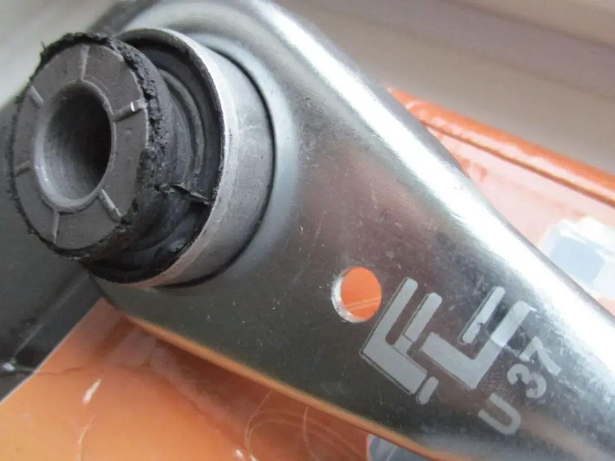 Тяга задняя поперечная малая развальная пежо 407, ситроен с5 х7, с6 8