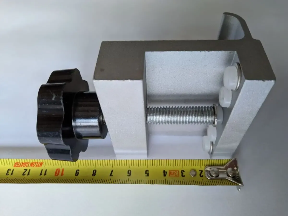 Вскрыватель реза толстого стекла и керамической плитки . 8