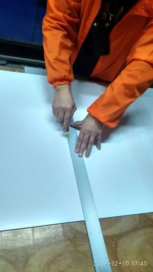 Угольник т-образный 3