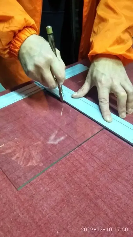 Угольник т-образный 4