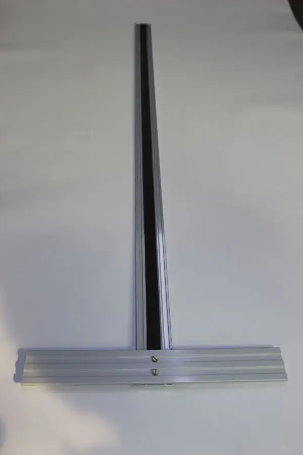 Угольник т-образный 8