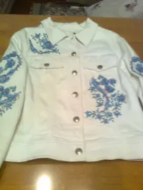 Нарядная ветровка с узорами из синих камней. ИТАЛИЯ.95% хлопок