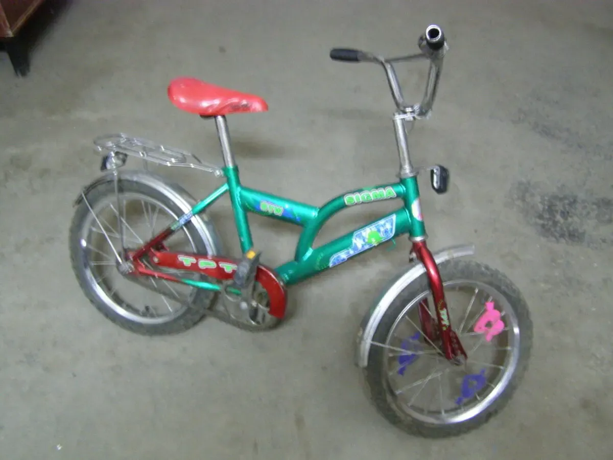 Продам детский велосипед для ребёнка на 4-7 лет