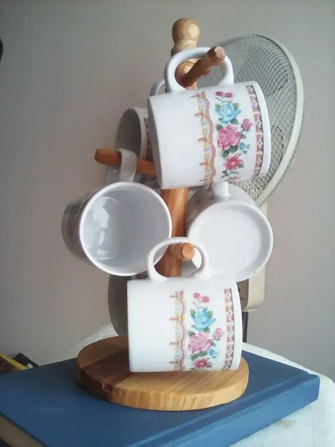 Набор чашек, 100 мл, 6 штук на деревянной подставке