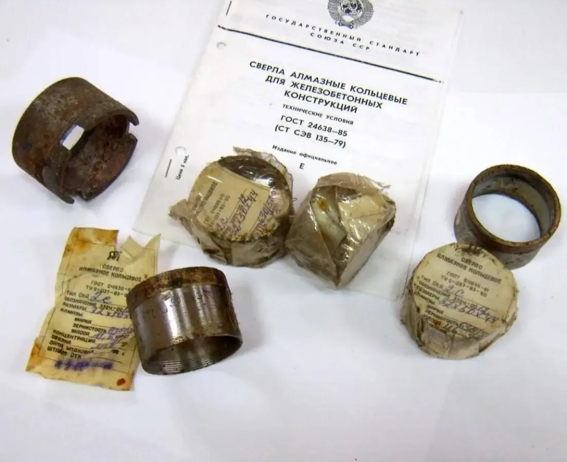 Сверла алмазные кольцевые, коронки, цанги и корпуса к ним (ссср) 5