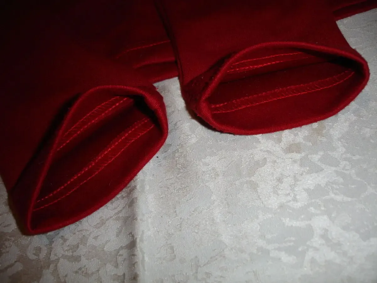 Кофта/светр 42 р., новий, бордовий, довгий рукав, ефектний, для дівчат 9