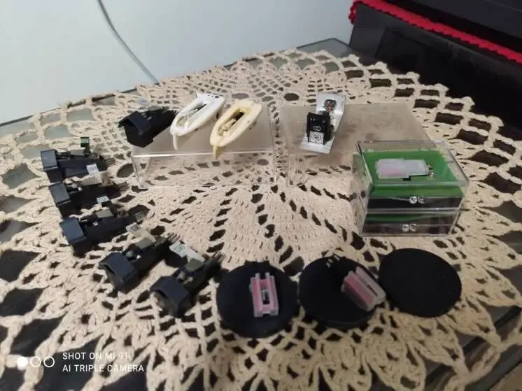 Головки звукоснимателей пьезоэлектрические для стерео проигрывателей 7