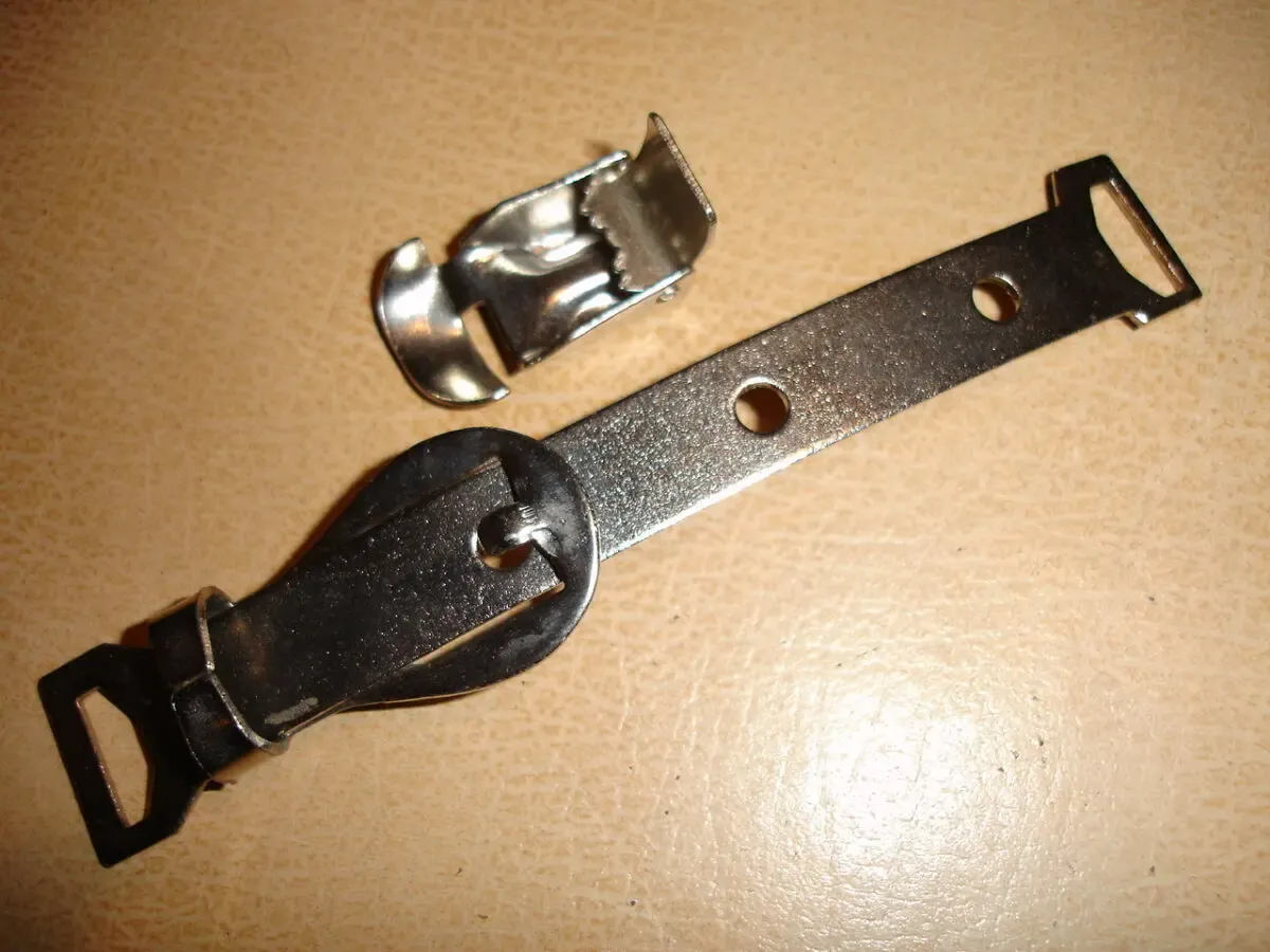 Пряжка металева на ремінь/пояс шир. до 2 см; нова; срср; три деталі 7