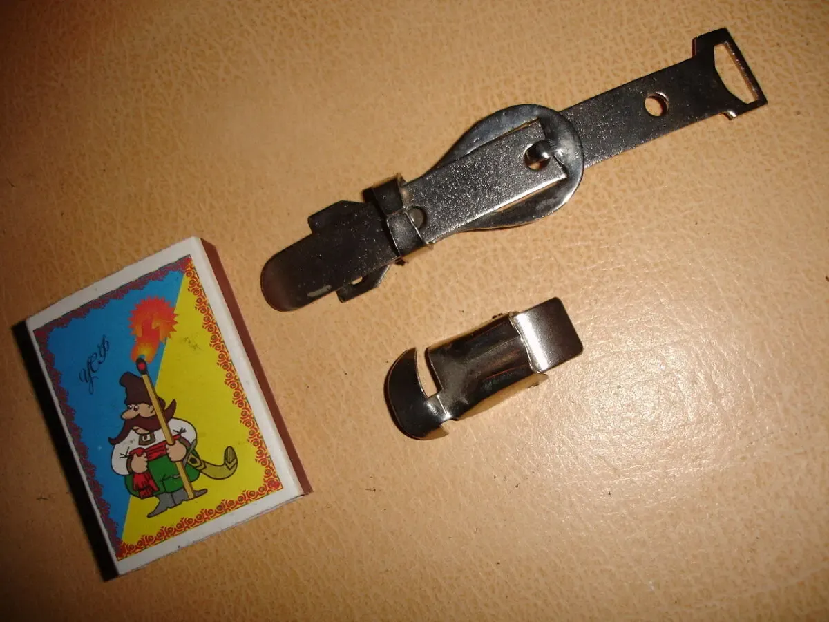 Пряжка металева на ремінь/пояс шир. до 2 см; нова; срср; три деталі 8