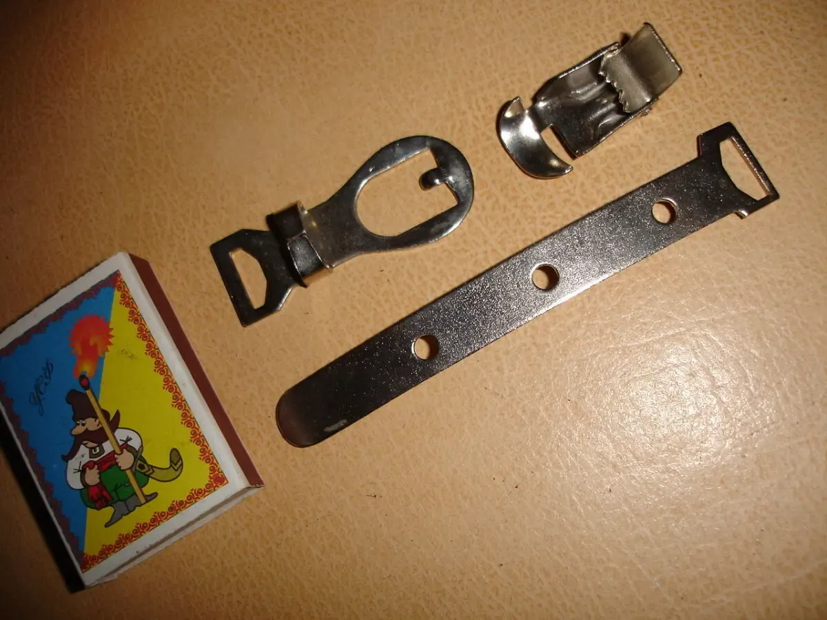 Пряжка металева на ремінь/пояс шир. до 2 см; нова; срср; три деталі 2