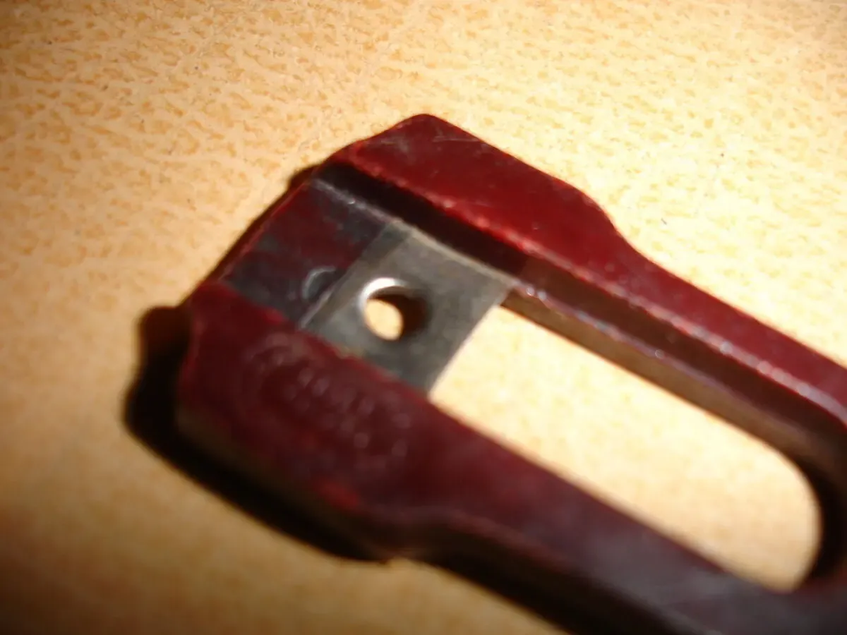 Точилка/стругалка/точило для олівців 