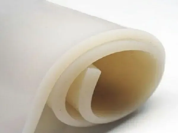 Гума силіконова термостійка, в рулонах, товщина 2.0-10.0 мм.