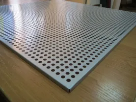 Потолочные панели металлические с перфорацией Strimex