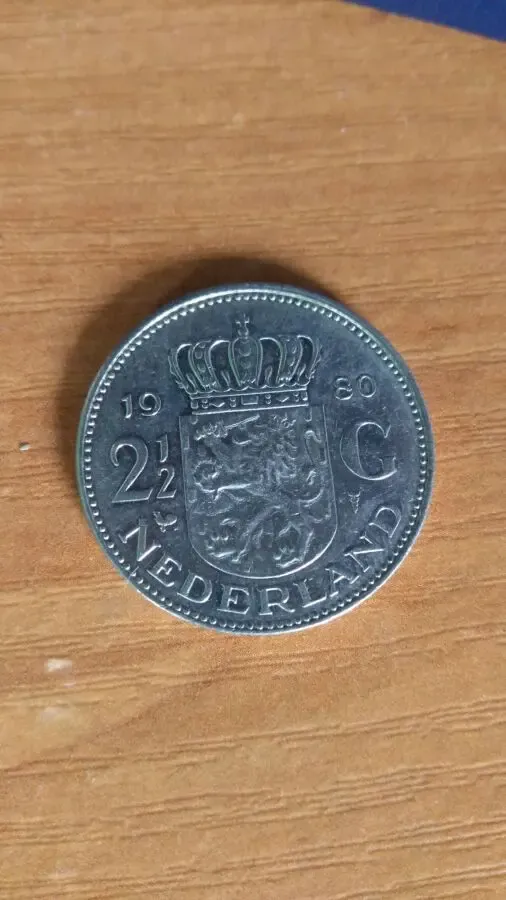 2 1/2 гульден 1980 года нидерланды 2