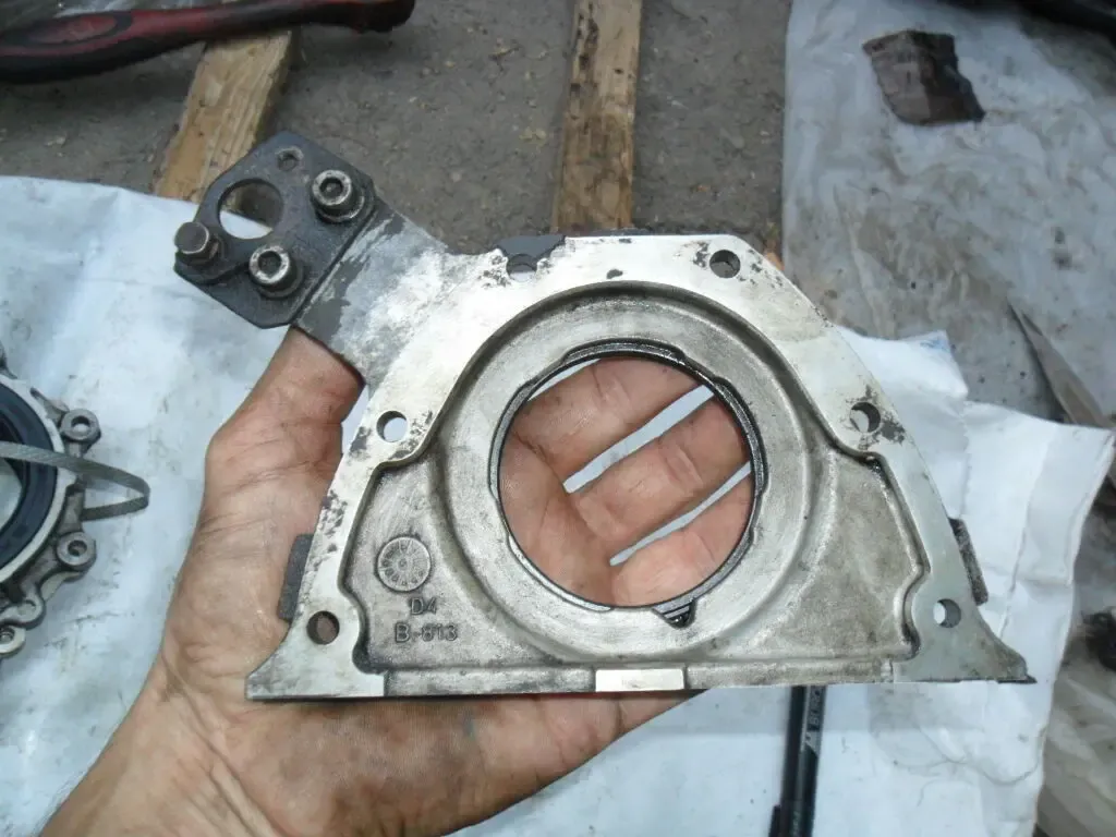 Задняя крышка коленвала фиат 1.4 - 1.6, 8v, оригинал, Fiat 7554043