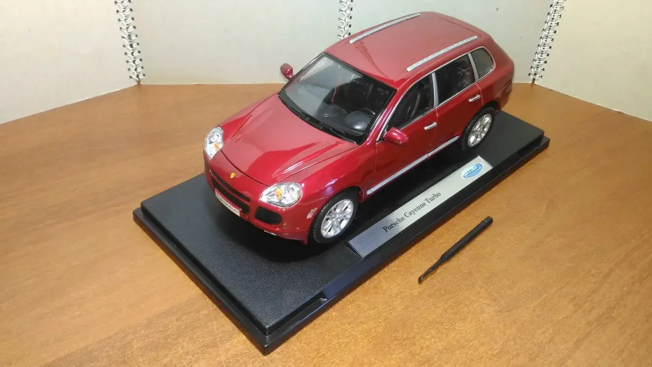 Welly Collection - Porsche Cayenne Turbo 1:18 2