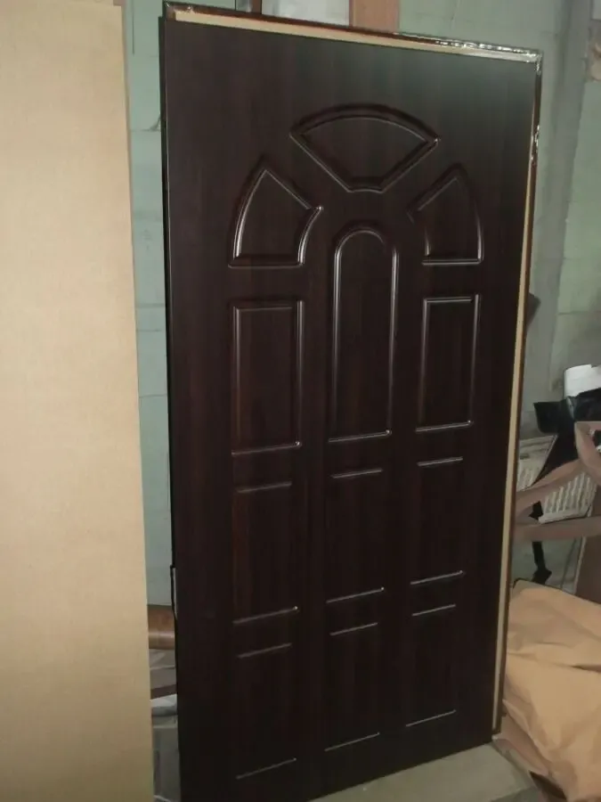 Установка мдф накладок на металлические двери