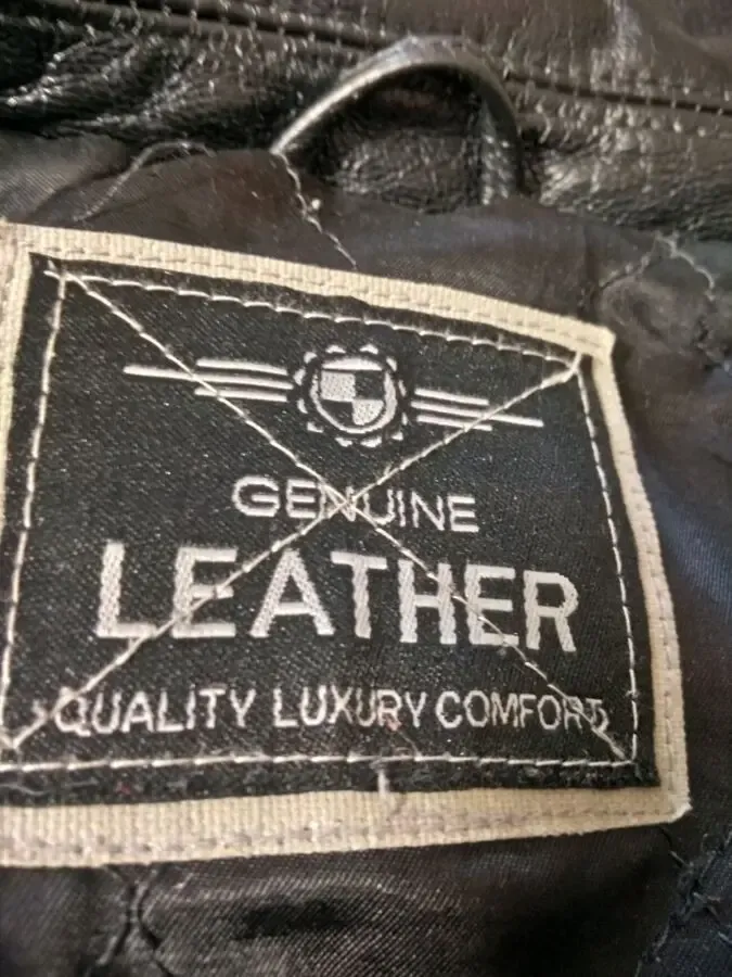 Продам классную, качественную, фирменную курточку (весна/осень) 6