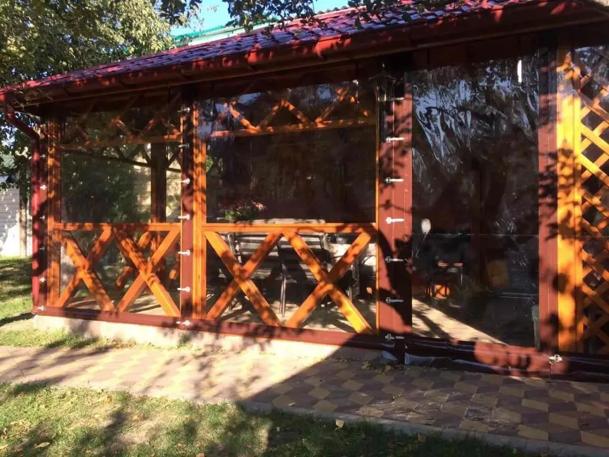 Мягкие окна для беседок 2