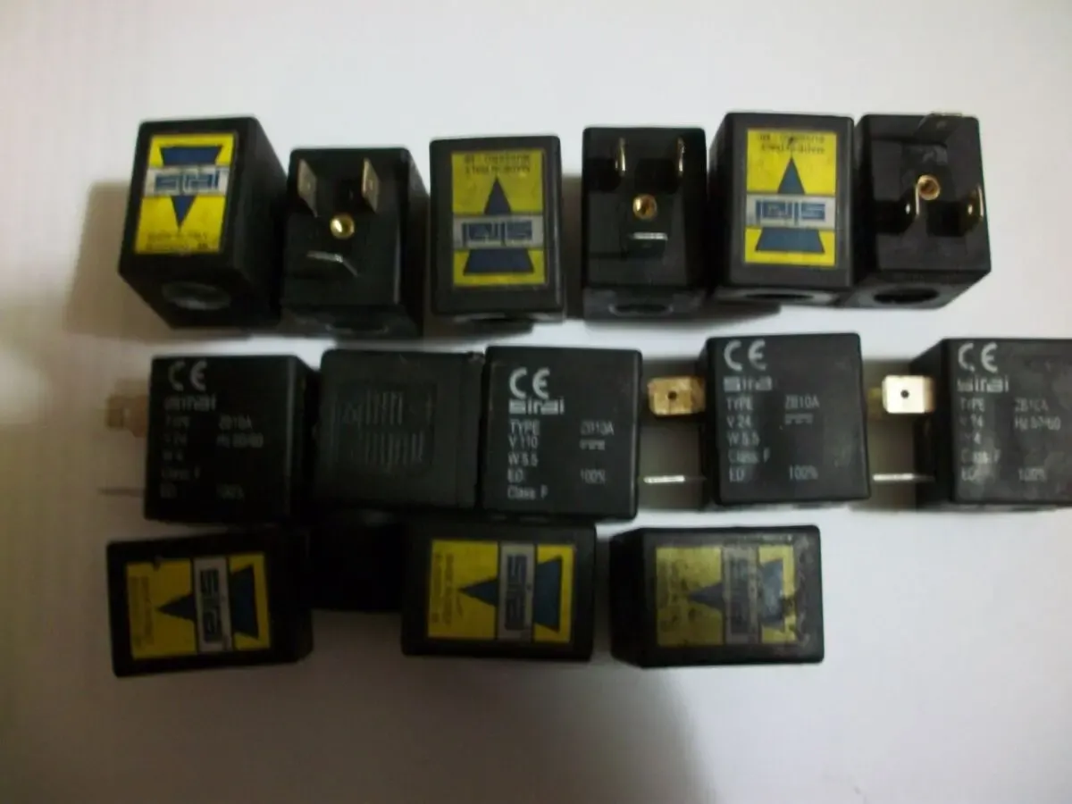 Катушка электроклапана CAMOZZI  U7H U72 U73 2