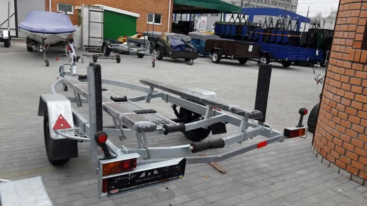 Прицеп для перевозки лодки 3