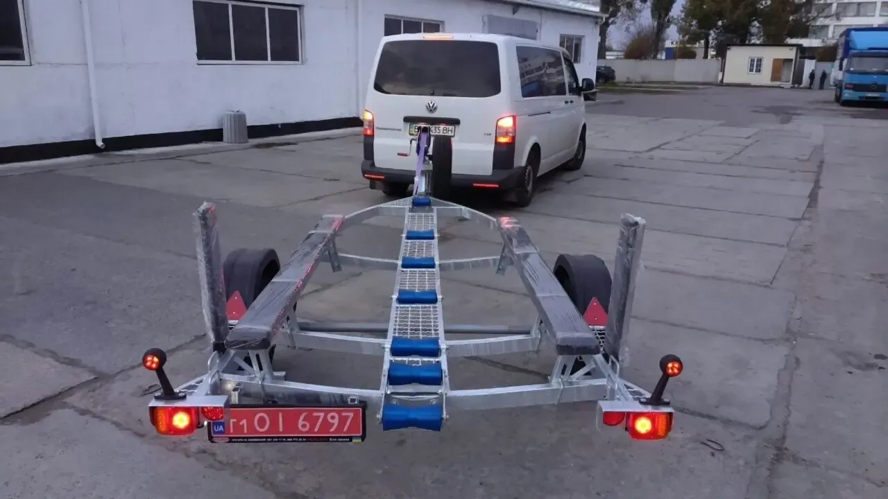 Прицеп для перевозки лодки 2